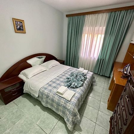 Comfort 2 Apartment Sarandë Buitenkant foto