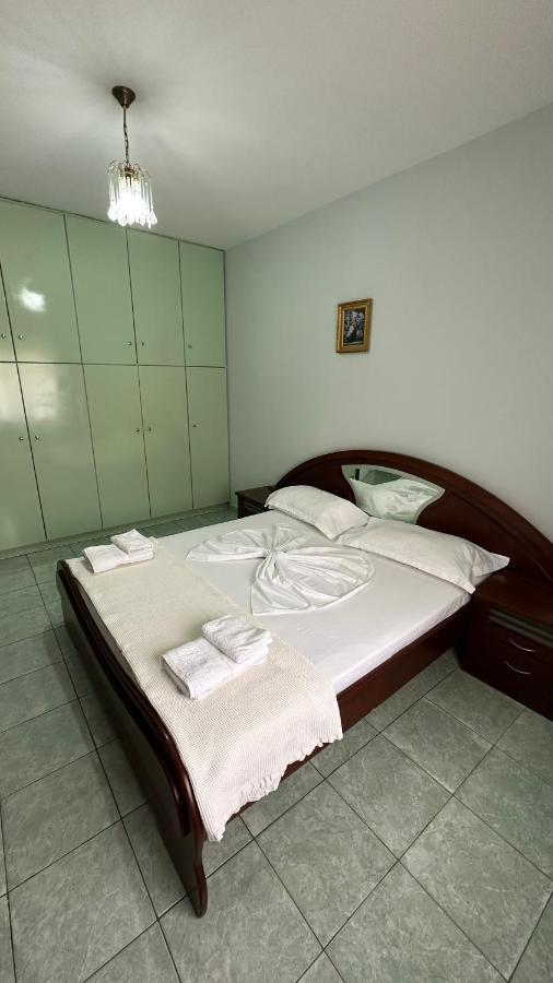 Comfort 2 Apartment Sarandë Buitenkant foto
