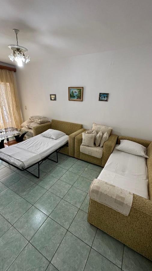 Comfort 2 Apartment Sarandë Buitenkant foto